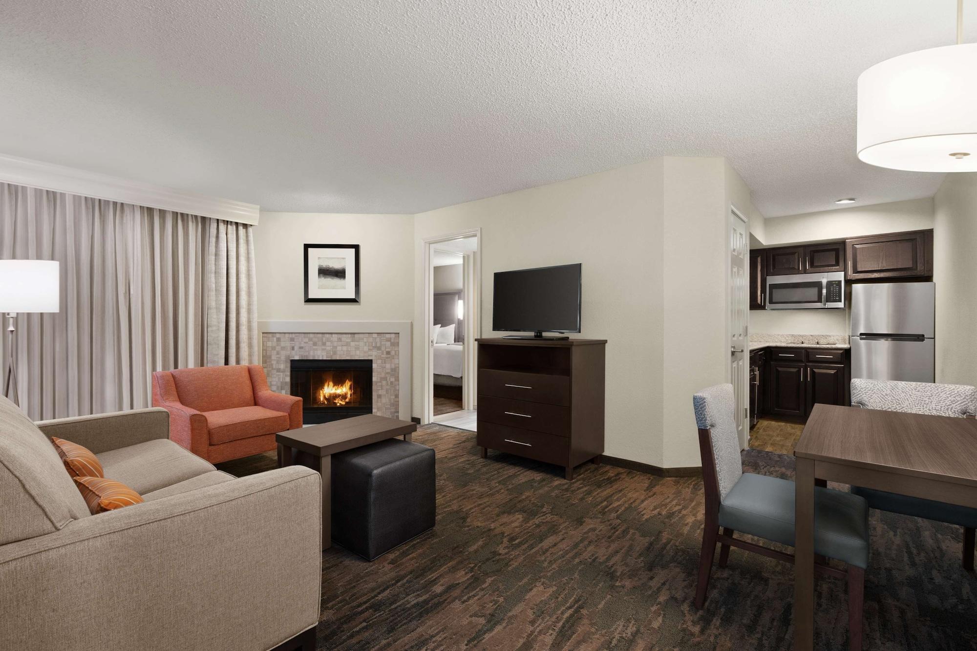 Addison Suites מראה חיצוני תמונה