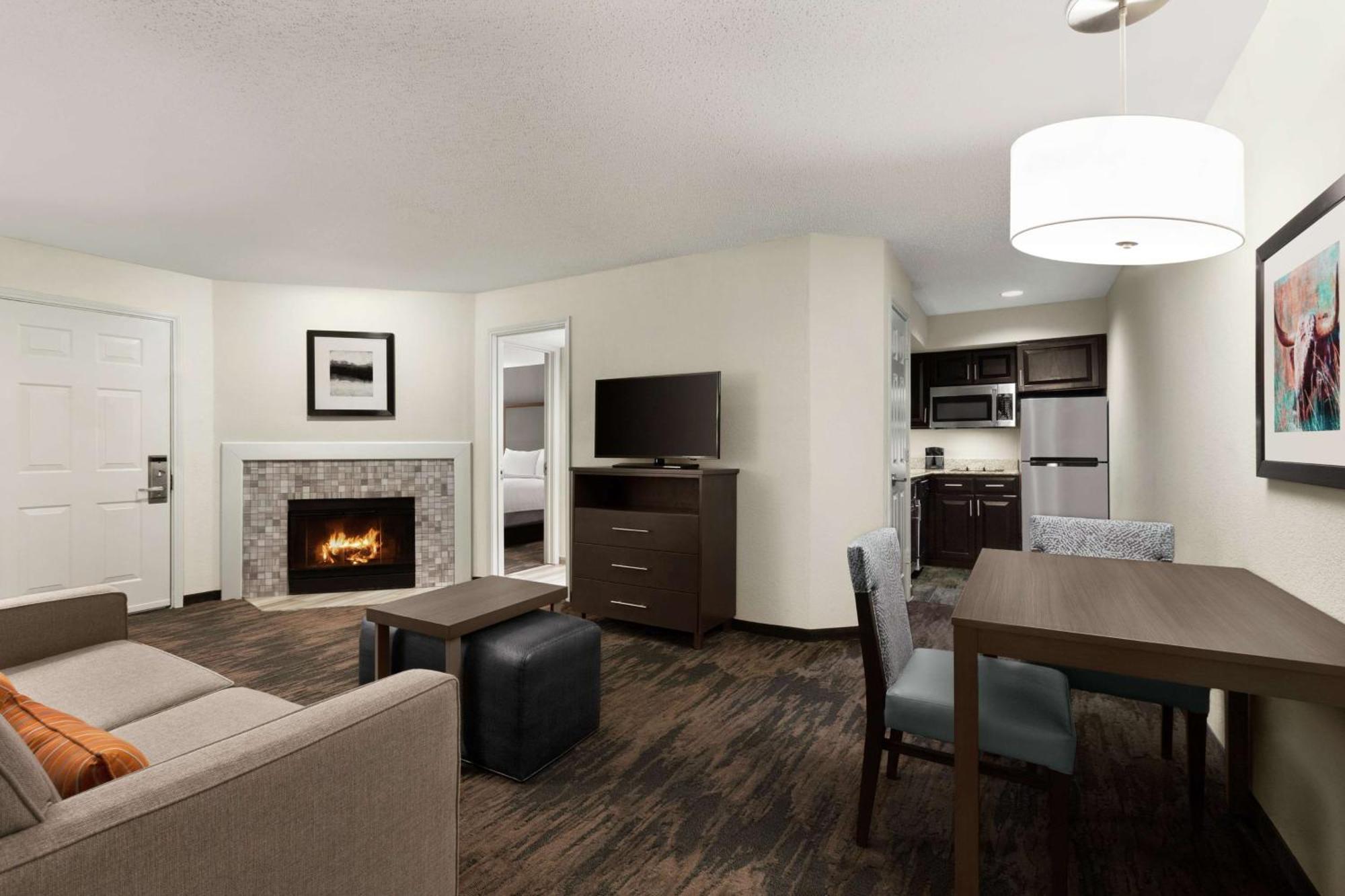 Addison Suites מראה חיצוני תמונה