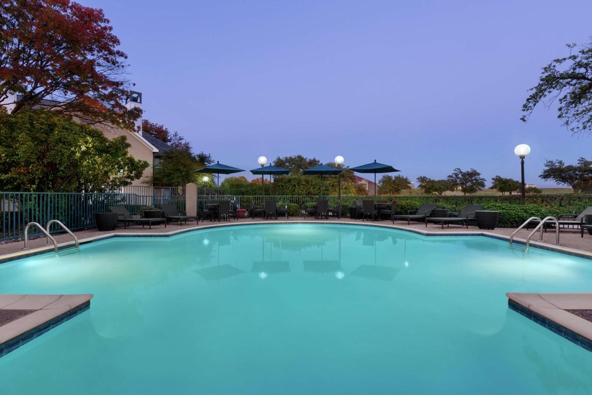 Addison Suites מראה חיצוני תמונה